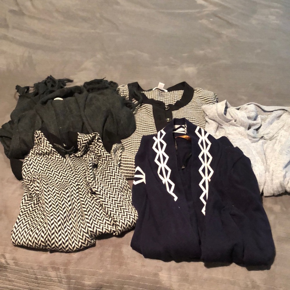Lot five sweaters - Athleta, charter club love tree, 89th & Madison Belldini
